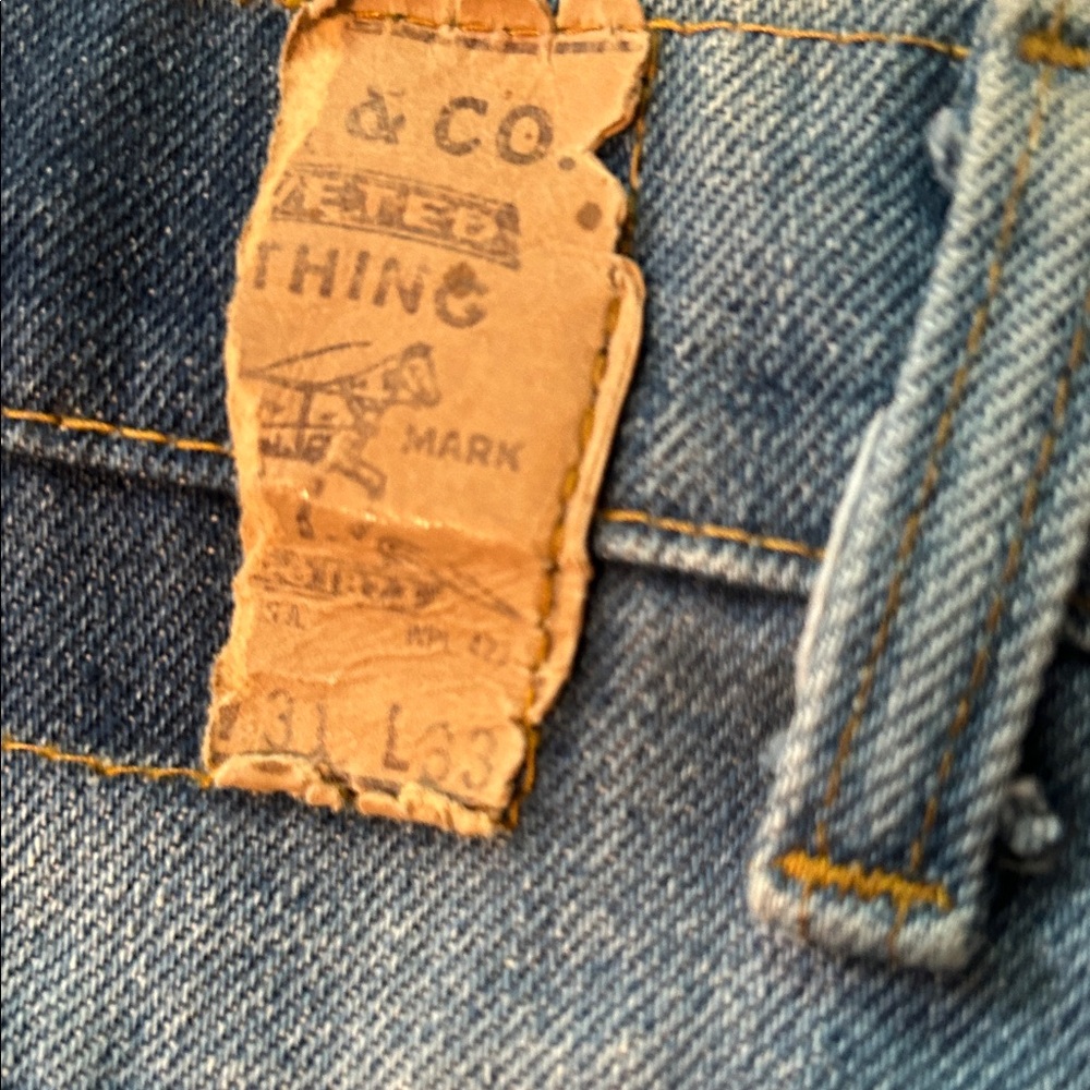 Vintage 1970s Levi's Light Blue Relaxed Jeans - Picture 5 of 16
